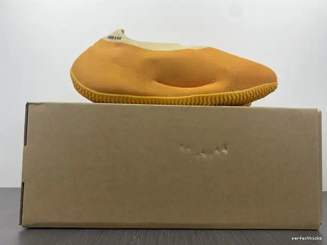Adidas GW5353 RNR Sulfur Yeezy Knit 0622